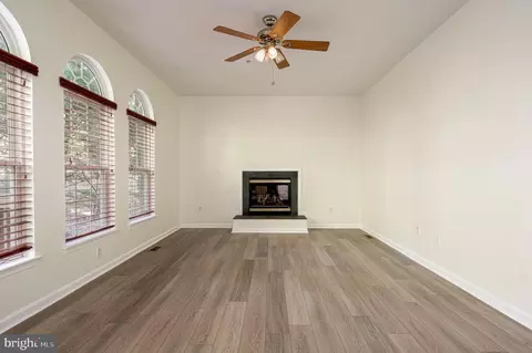 Living - 12118 Quadrille Ln, Bowie, MD 20720 photo 5 of 6