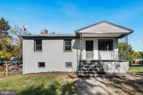315 70th Pl, Capitol Heights, MD 20743