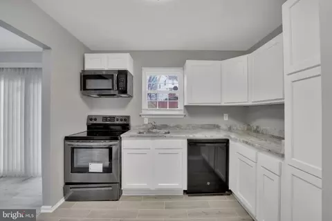 771 Saint Michaels Dr, Bowie, MD 20721