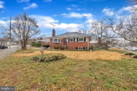2501 Lorring Dr, District Heights, MD 20747