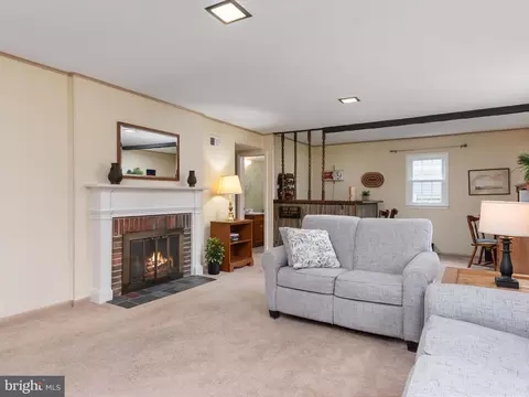 Living - 11804 Montague Dr, Laurel, MD 20708 photo 6 of 6