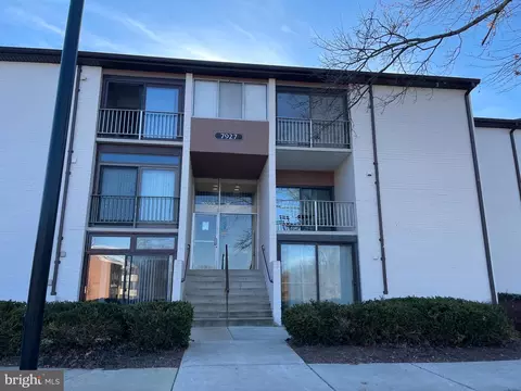 7927 Mandan Rd #656, Greenbelt, MD 20770