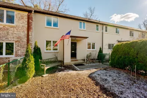 11 Q Ridge Rd, Greenbelt, MD 20770