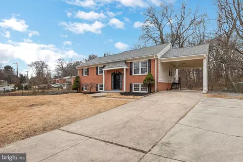 5201 Roblee Dr, Marlboro, MD 20772