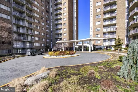 1836 Metzerott Rd #925, Hyattsville, MD 20783 photo 3