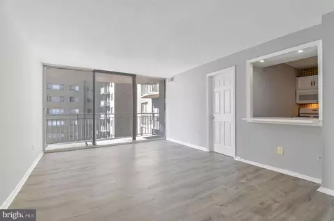 1836 Metzerott Rd #925, Hyattsville, MD 20783 photo 6