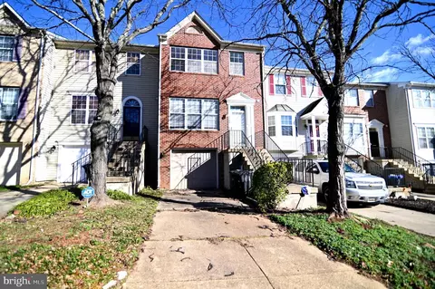 2206 Forest Glade Ln, Suitland, MD 20746