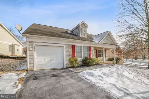 7312 Summerwind Cir, Laurel, MD 20707 photo 3