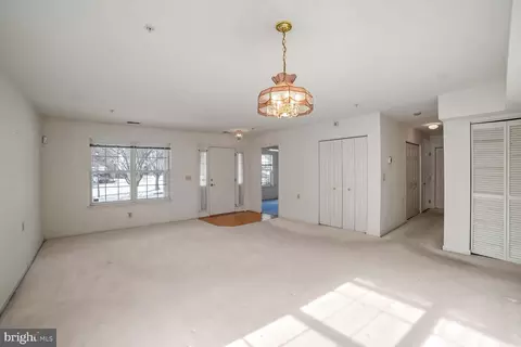 7312 Summerwind Cir, Laurel, MD 20707 photo 4