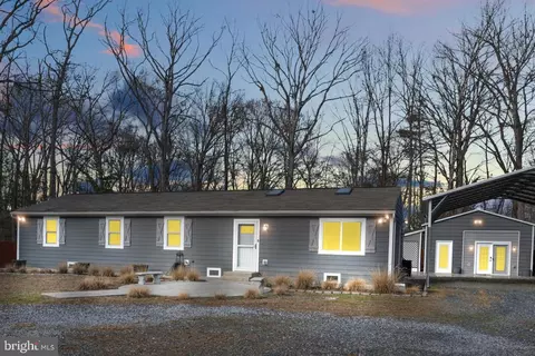 317 Biddle Rd, Accokeek, MD 20607