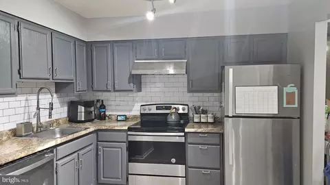 6960 Hanover Pkwy #200, Greenbelt, MD 20770