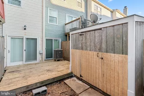 7208 Lost Spring Ct, Lanham, MD 20706 photo 23