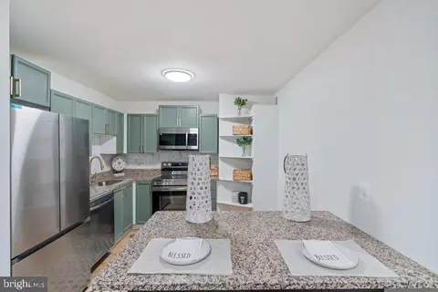 7208 Lost Spring Ct, Lanham, MD 20706 photo 7