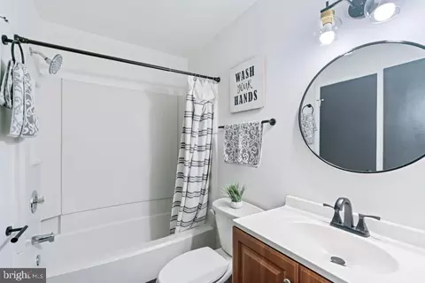 7208 Lost Spring Ct, Lanham, MD 20706 photo 19