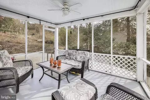 Exterior - 3019 Crest Ave, Cheverly, MD 20785 photo 4 of 12