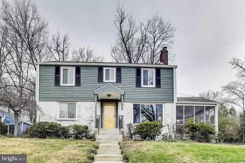 Exterior - 3019 Crest Ave, Cheverly, MD 20785 photo 2 of 12