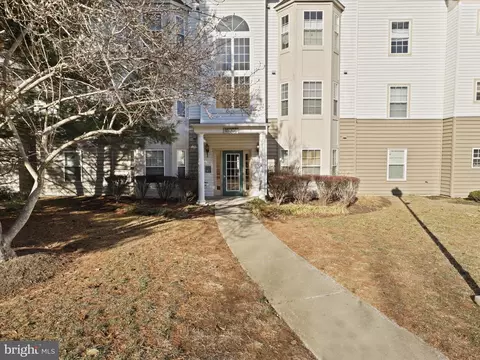 15608 Everglade Ln #D301, Bowie, MD 20716