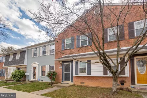 7808 Lakecrest Dr, Greenbelt, MD 20770