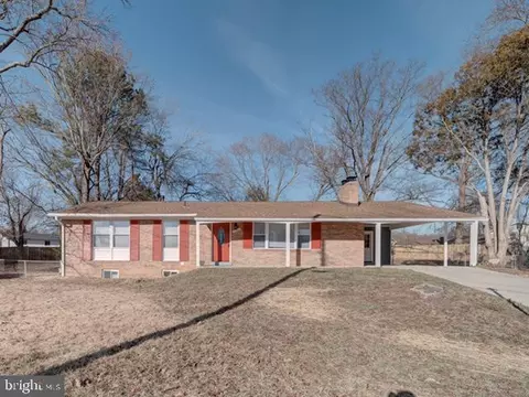 7000 Calvin Ct, Fort Washington, MD 20744