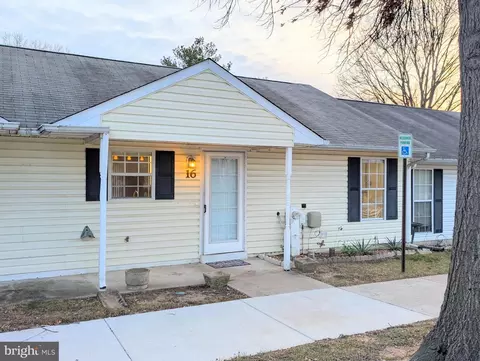 9254 Cherry Ln #16, Laurel, MD 20708