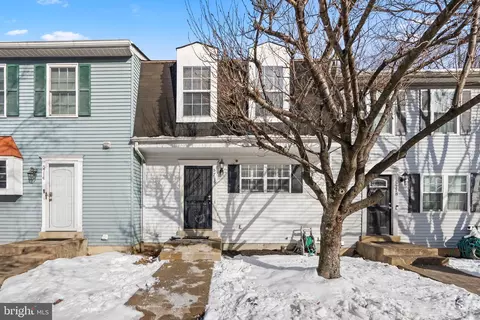 5716 Gladstone Way S, Capitol Heights, MD 20743