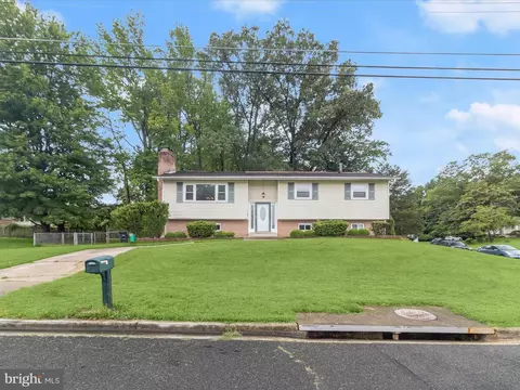 7107 Dower House Rd, Marlboro, MD 20772