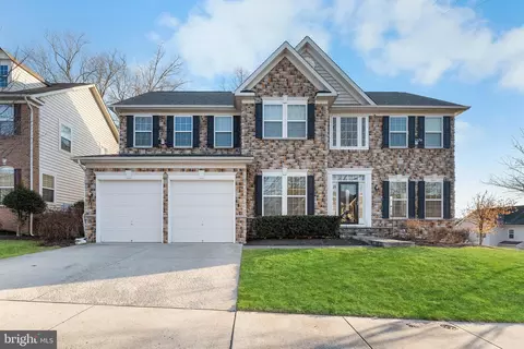 2806 Lake Forest Dr, Marlboro, MD 20774