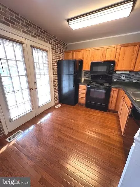 2814 Hornbeam Ct, Lanham, MD 20706 photo 16