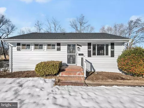 9102 Varnum St, Lanham, MD 20706