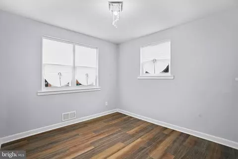Entry Way - 7616 Kidmore Ln, Lanham, MD 20706 photo 6 of 9