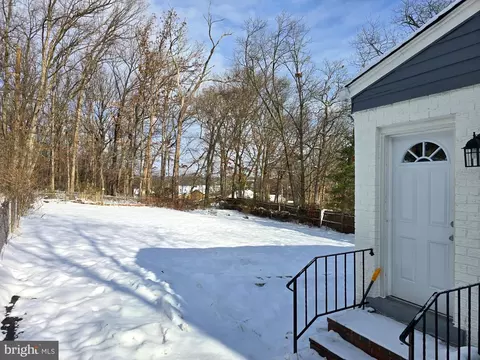 Exterior - 7616 Kidmore Ln, Lanham, MD 20706 photo 5 of 6