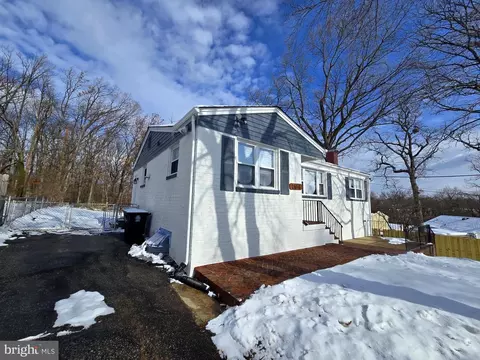 Exterior - 7616 Kidmore Ln, Lanham, MD 20706 photo 4 of 6