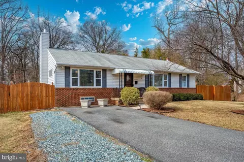 6002 Seabrook Rd, Lanham, MD 20706 photo 2