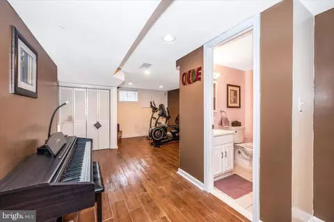 6002 Seabrook Rd, Lanham, MD 20706 photo 25