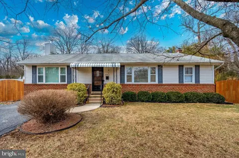6002 Seabrook Rd, Lanham, MD 20706 photo 3