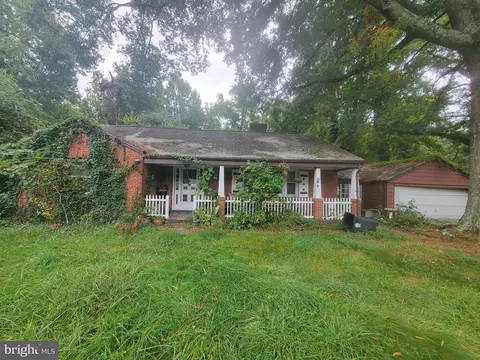5113 Yorkville Rd, Temple Hills, MD 20748