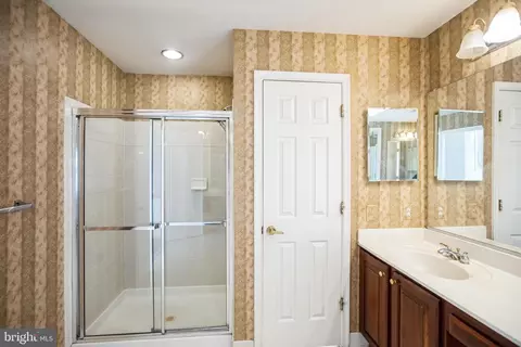 10002 Lindley Ct, Lanham, MD 20706 photo 18
