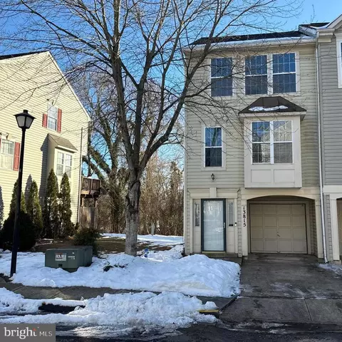 13815 Courtland Ln, Marlboro, MD 20772