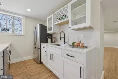 9416 Franklin Ave, Lanham, MD 20706 photo 32