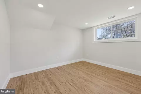 9416 Franklin Ave, Lanham, MD 20706 photo 36