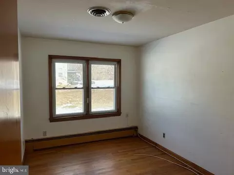 Other - 7700 Brooklyn Bridge Rd, Laurel, MD 20707 photo 4 of 8