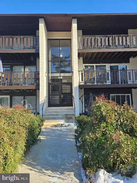 3140 Brinkley Rd Brinkley #302, Temple Hills, MD 20748