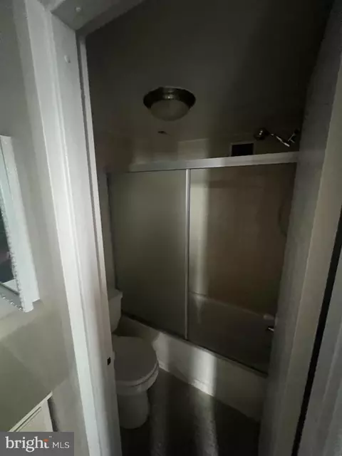 Bath - 1836 Metzerott Rd #1823, Hyattsville, MD 20783 photo 1 of 2