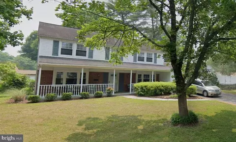 2228 Harwood Ln, Bowie, MD 20716