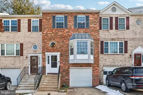 12404 Old Colony Dr, Marlboro, MD 20772
