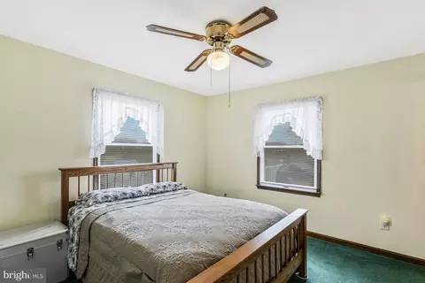 Bedroom - 13605 Martin Rd, Brandywine, MD 20613 photo 8 of 11