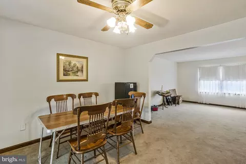 Dining - 13605 Martin Rd, Brandywine, MD 20613 photo 2 of 3
