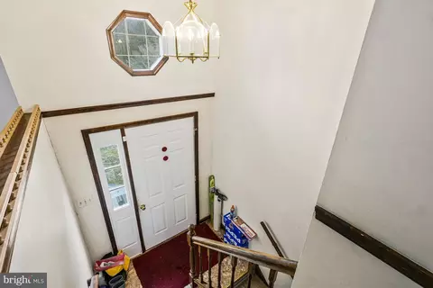 Entry Way - 13605 Martin Rd, Brandywine, MD 20613 photo 3 of 4
