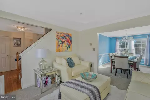 Entry Way - 6305 Stonefence Ct, Clinton, MD 20735 photo 2 of 5