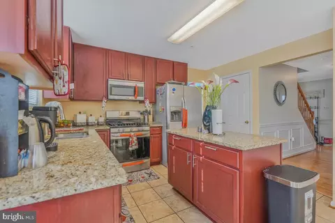 Kitchen - 6305 Stonefence Ct, Clinton, MD 20735 photo 1 of 2
